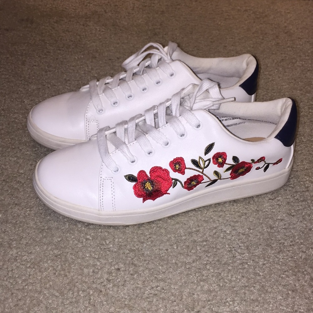 A New Day floral sneakers